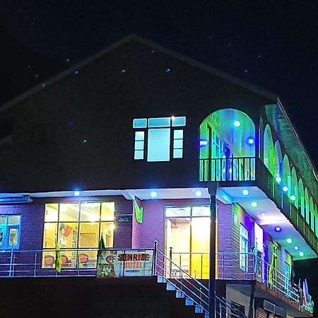 Kanzalwan Sunrise Hotel And Restaurant Mastan Gurez מראה חיצוני תמונה